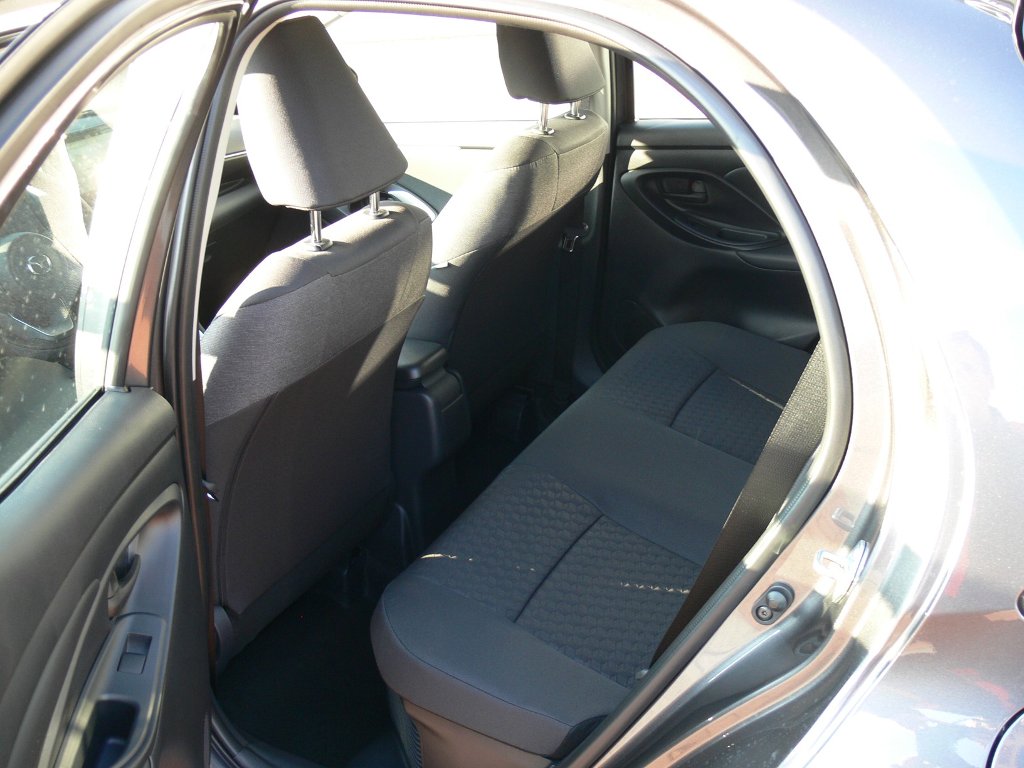 Mazda 2 Hybrid