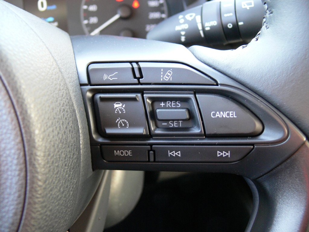Mazda 2 Hybrid