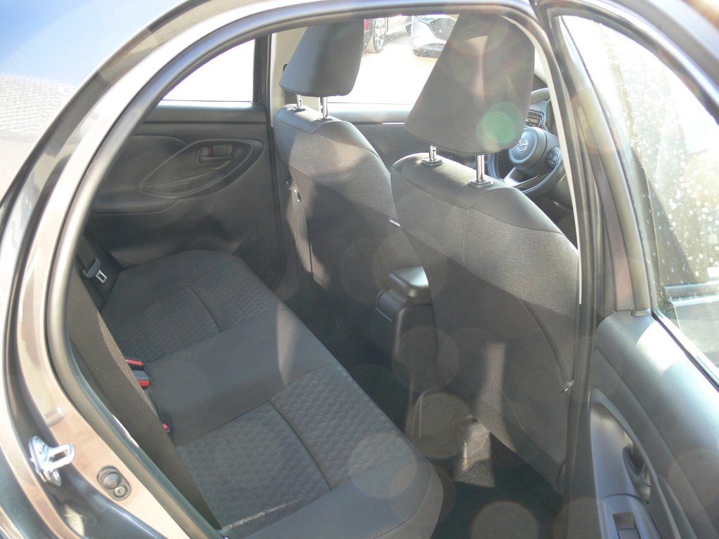 Mazda 2 Hybrid
