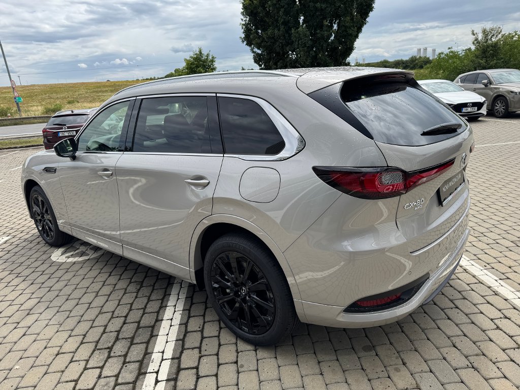 Mazda CX-80