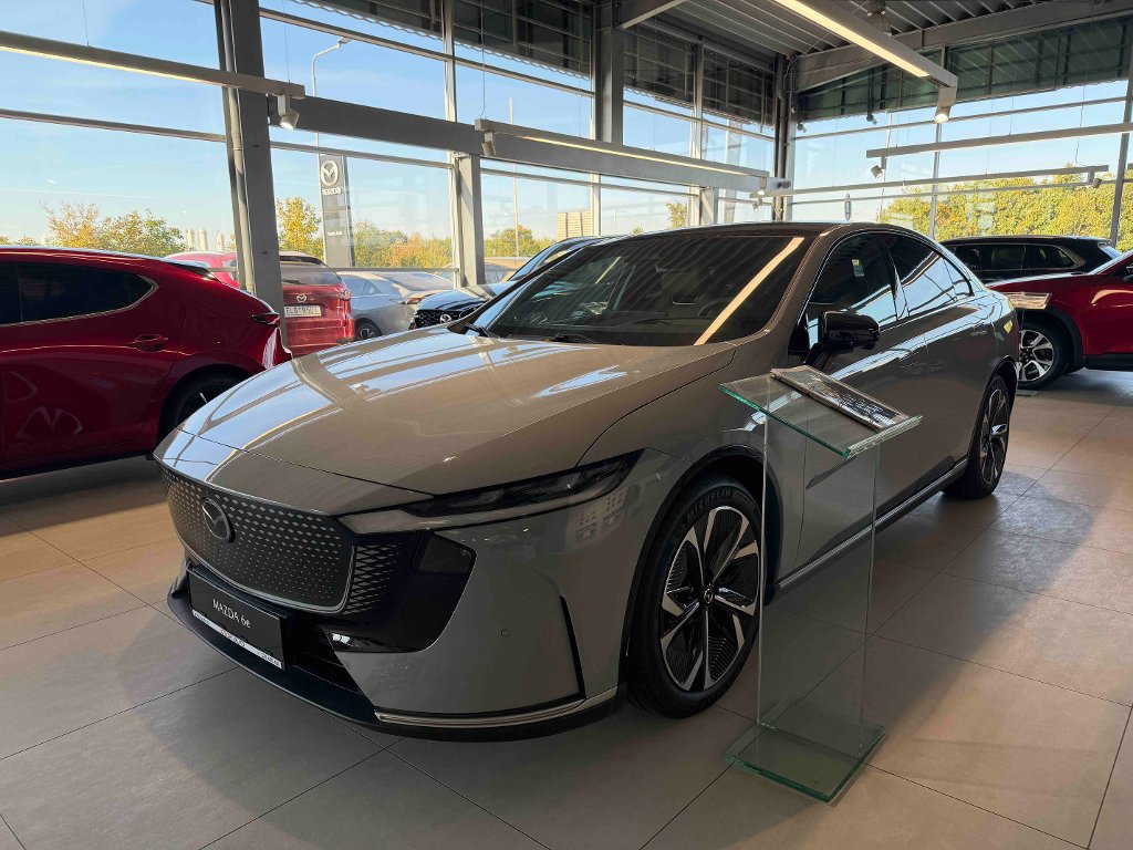Mazda 6e