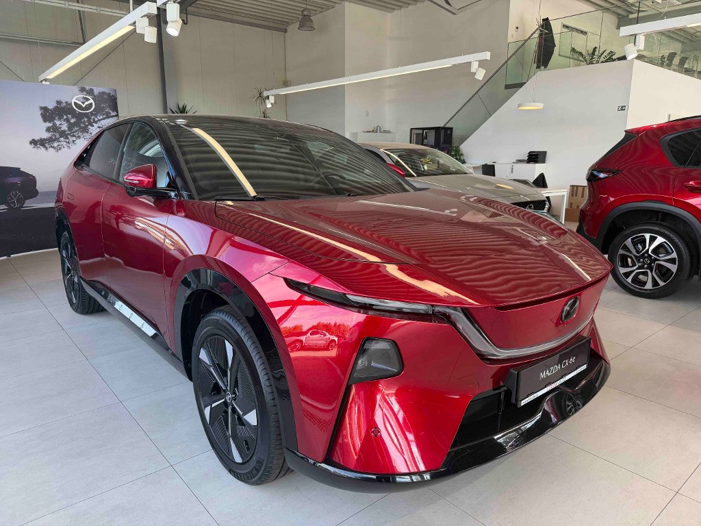 Mazda CX-6e