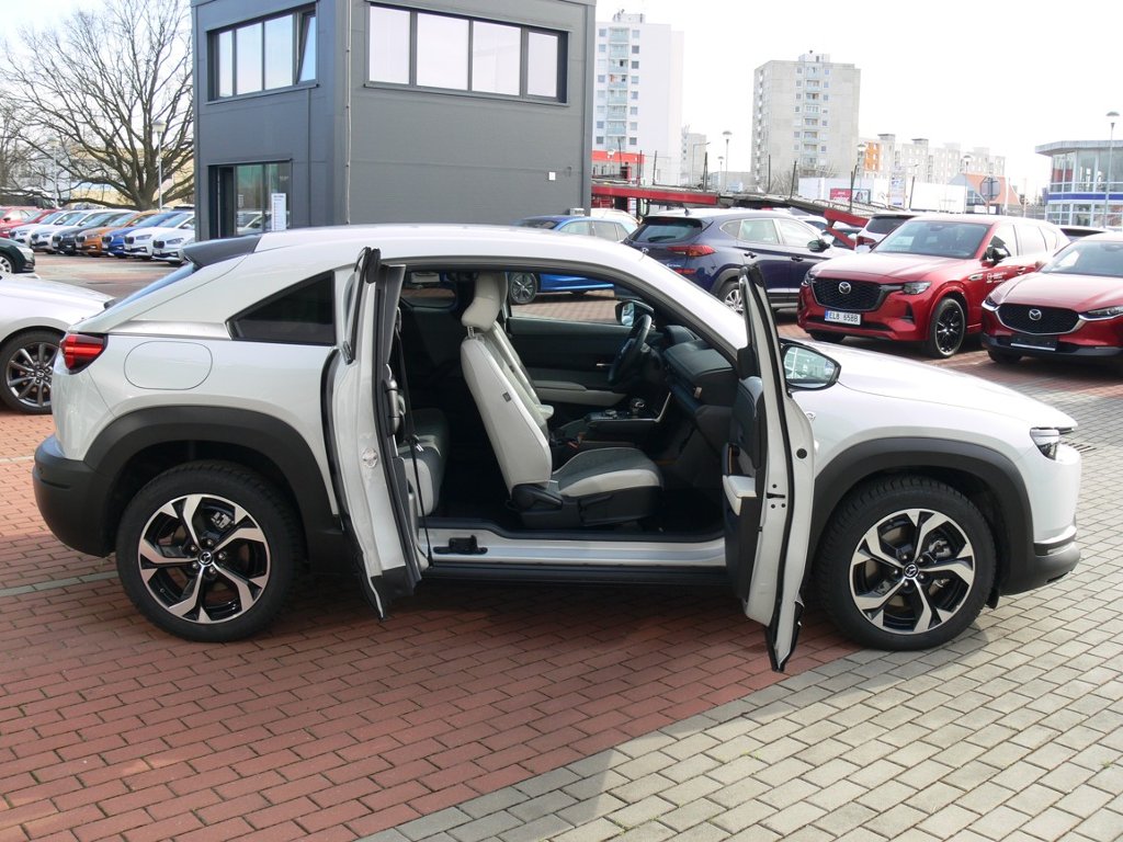 Mazda MX-30 R-EV