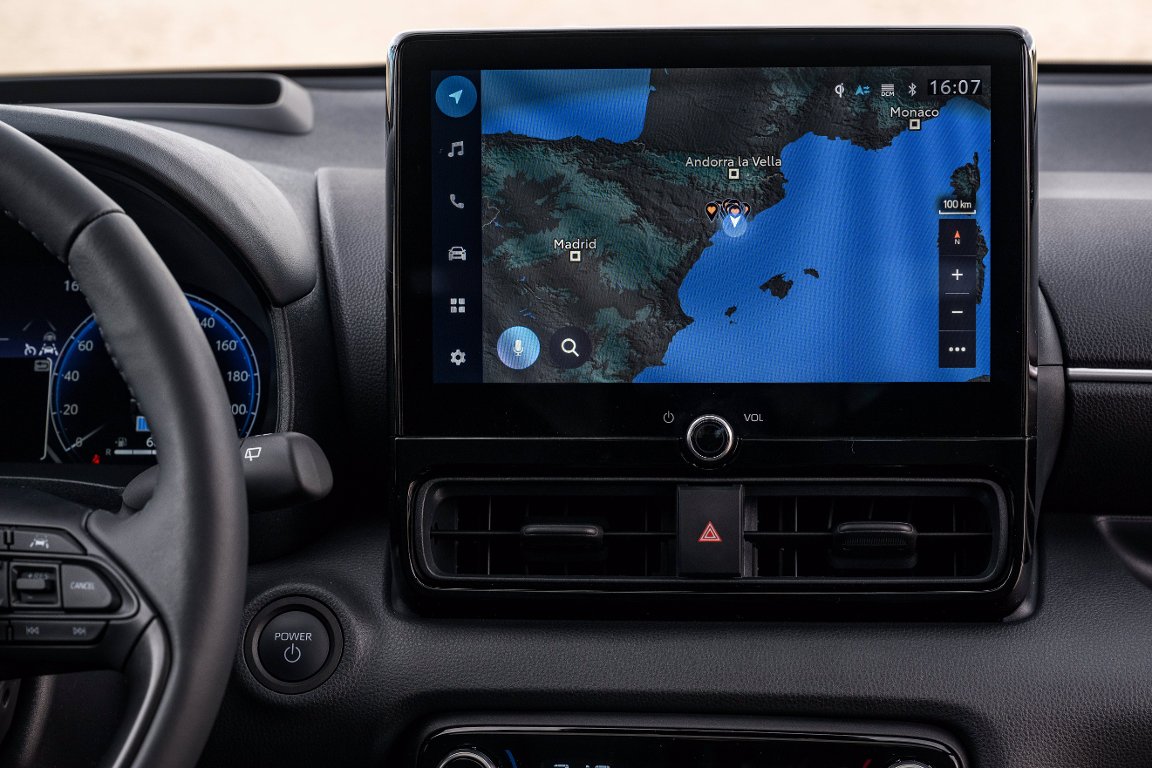 Mazda 2 Hybrid