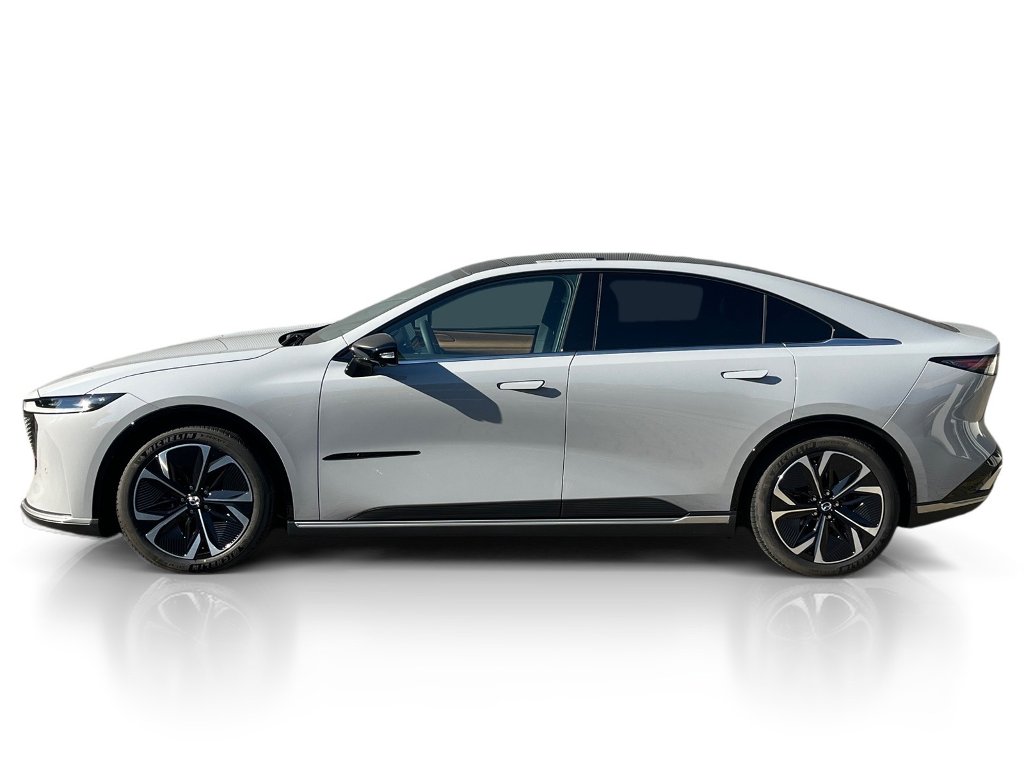 Mazda 6e