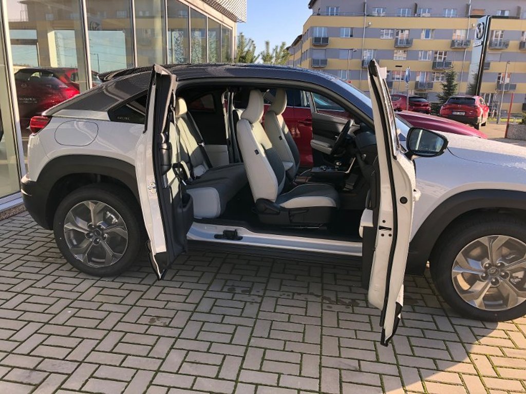 Mazda MX-30