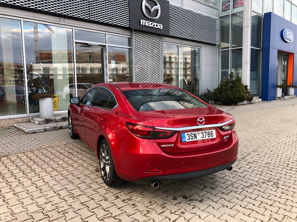 Mazda 6