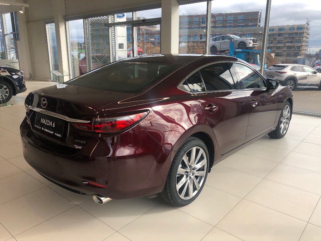 Mazda 6