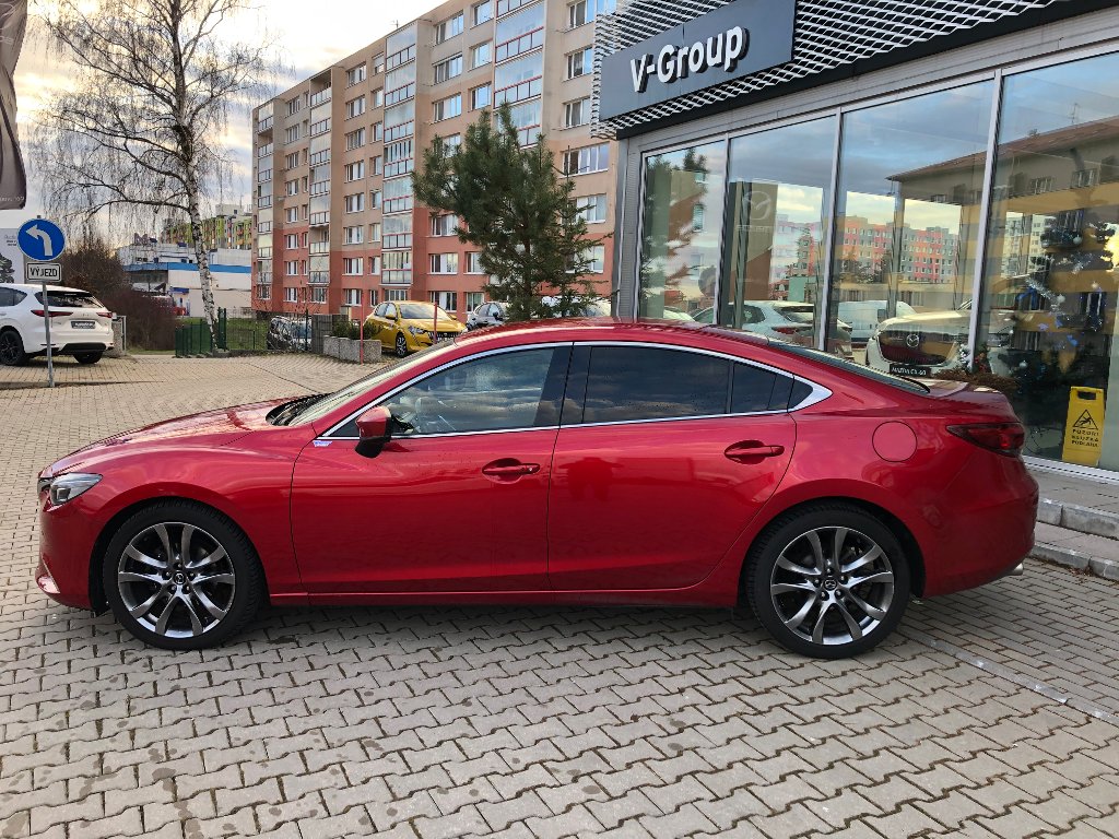 Mazda 6