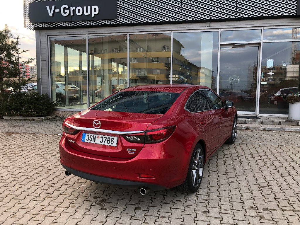 Mazda 6