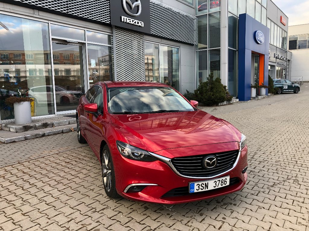 Mazda 6
