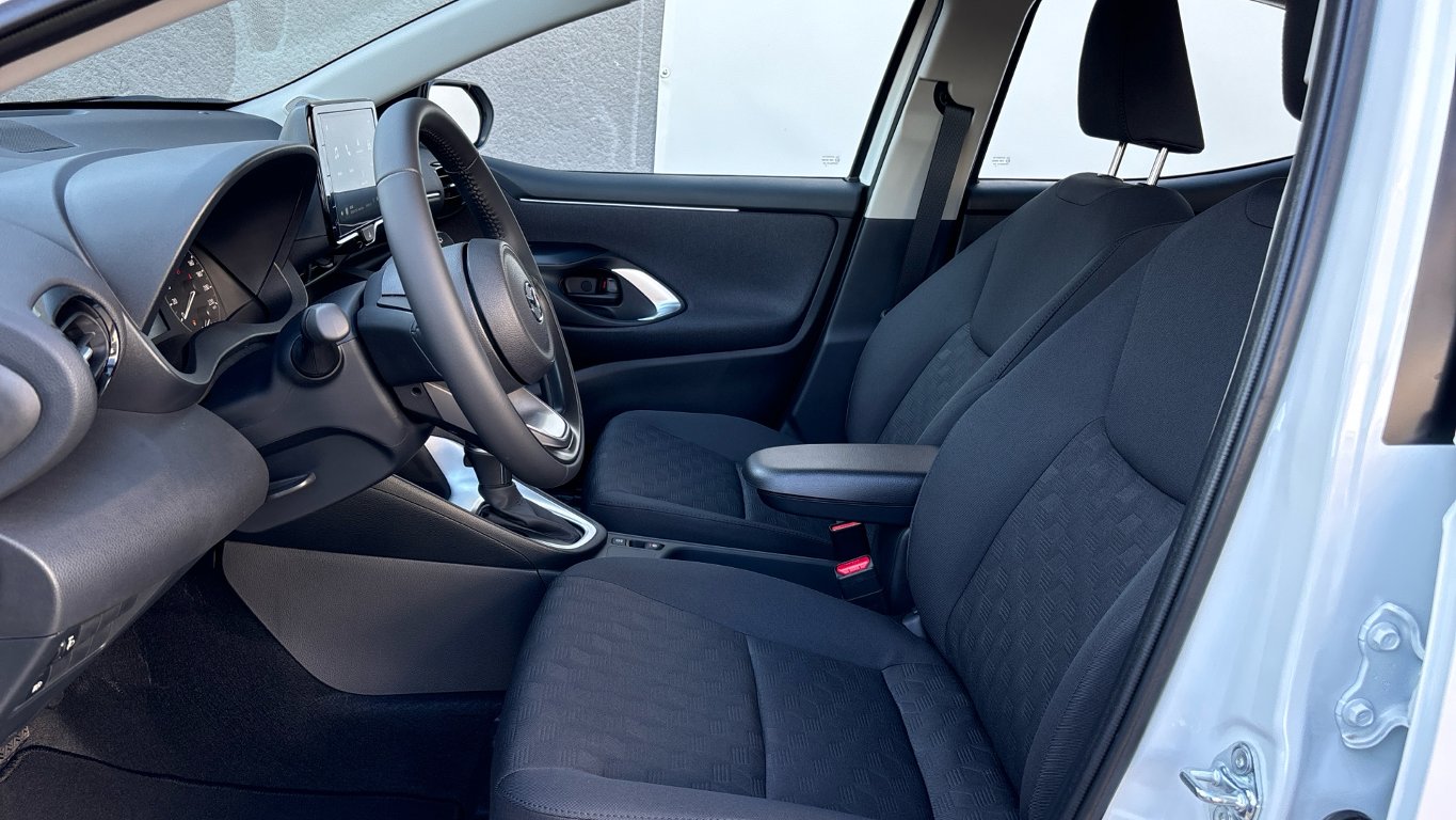 Mazda 2 Hybrid