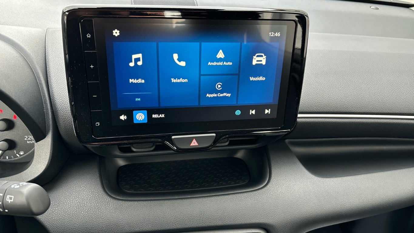 Mazda 2 Hybrid