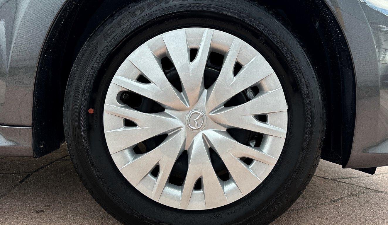 Mazda 2 Hybrid
