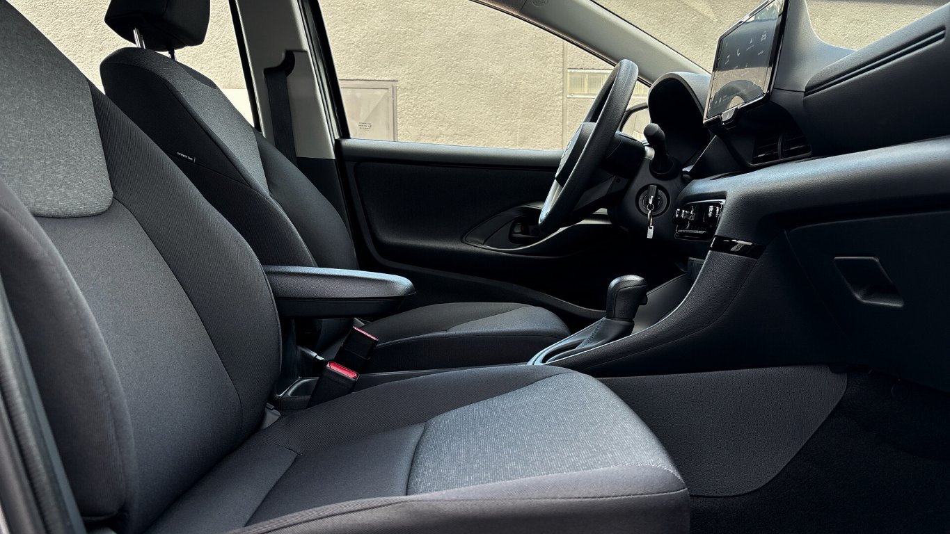 Mazda 2 Hybrid