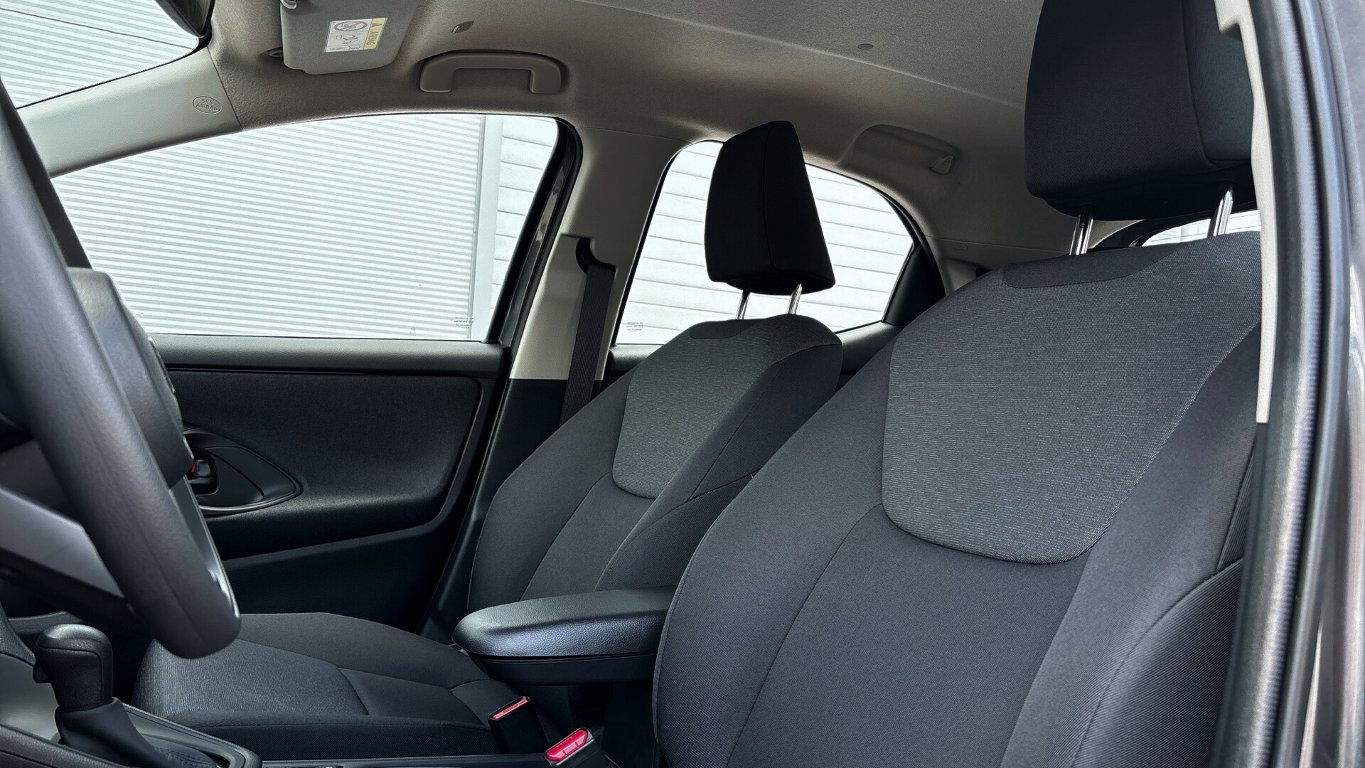 Mazda 2 Hybrid
