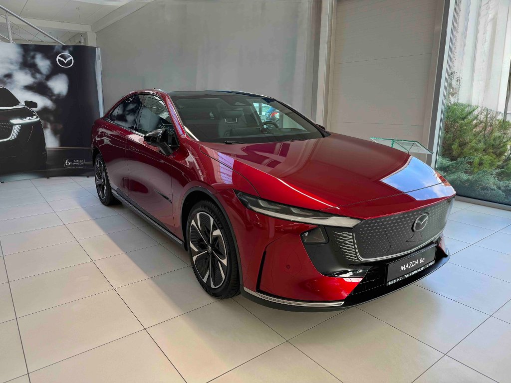 Mazda 6e