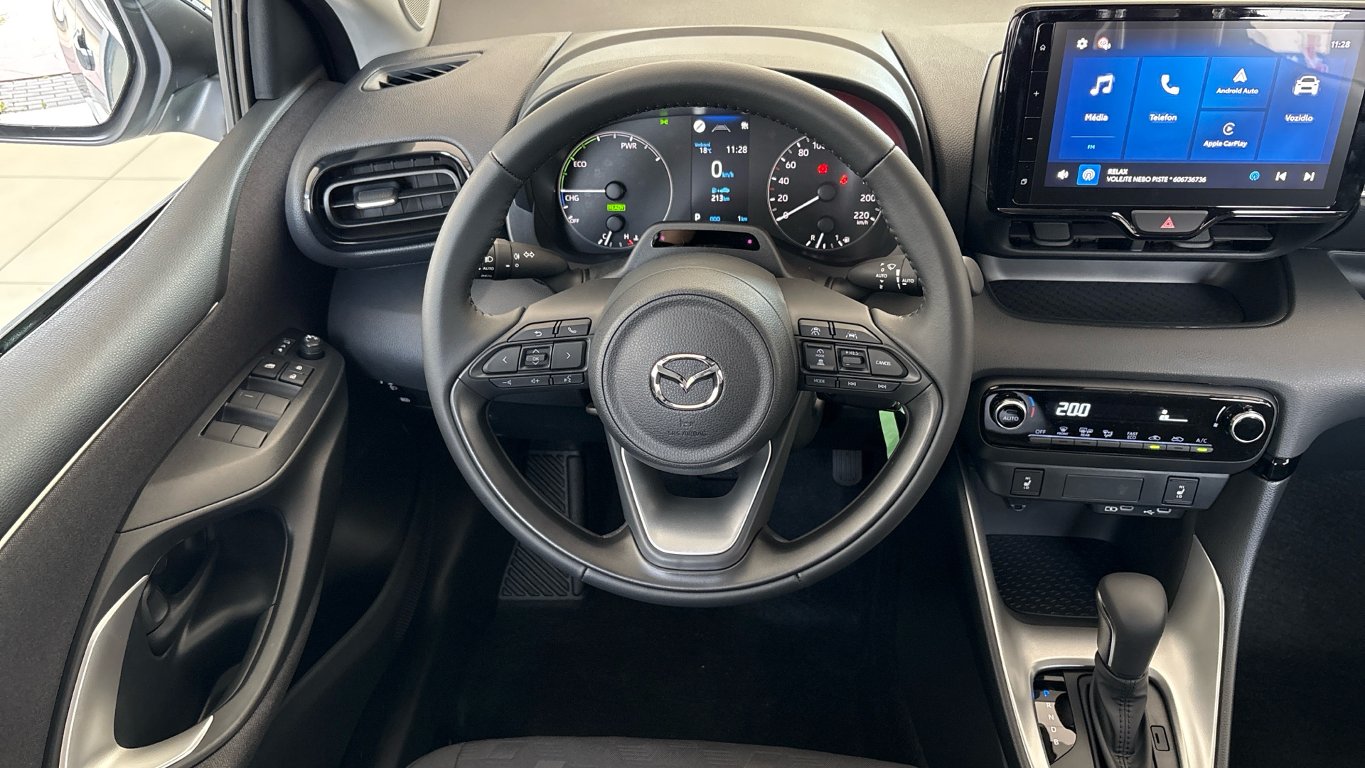 Mazda 2 Hybrid
