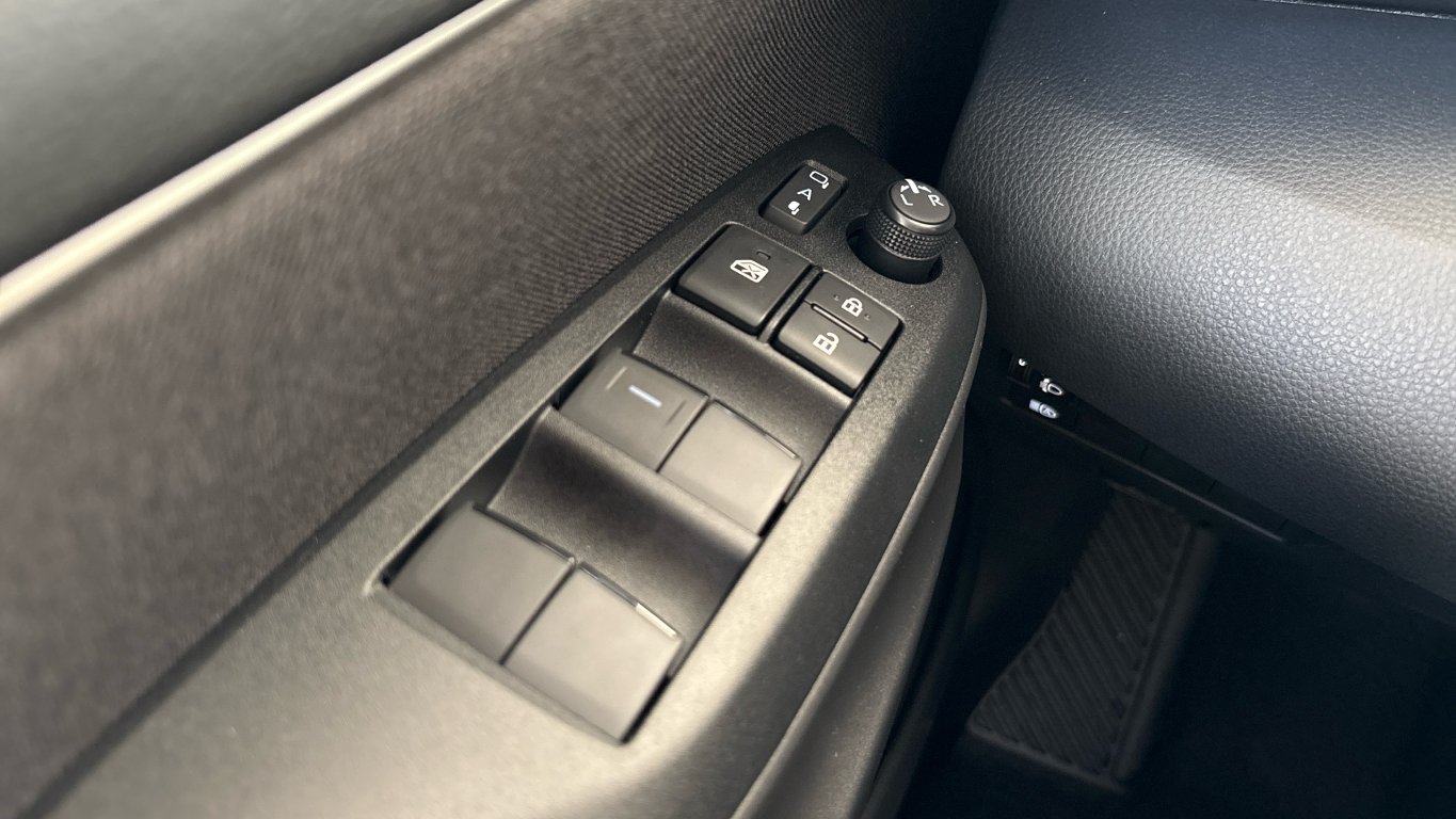 Mazda 2 Hybrid