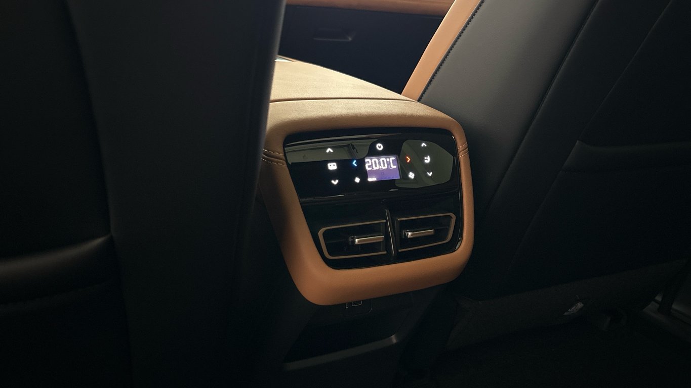 Mazda 6e