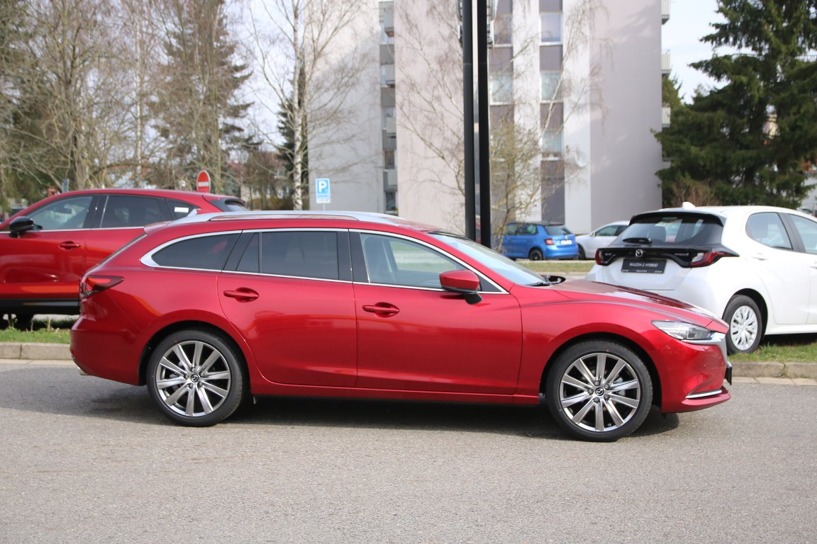 Mazda 6
