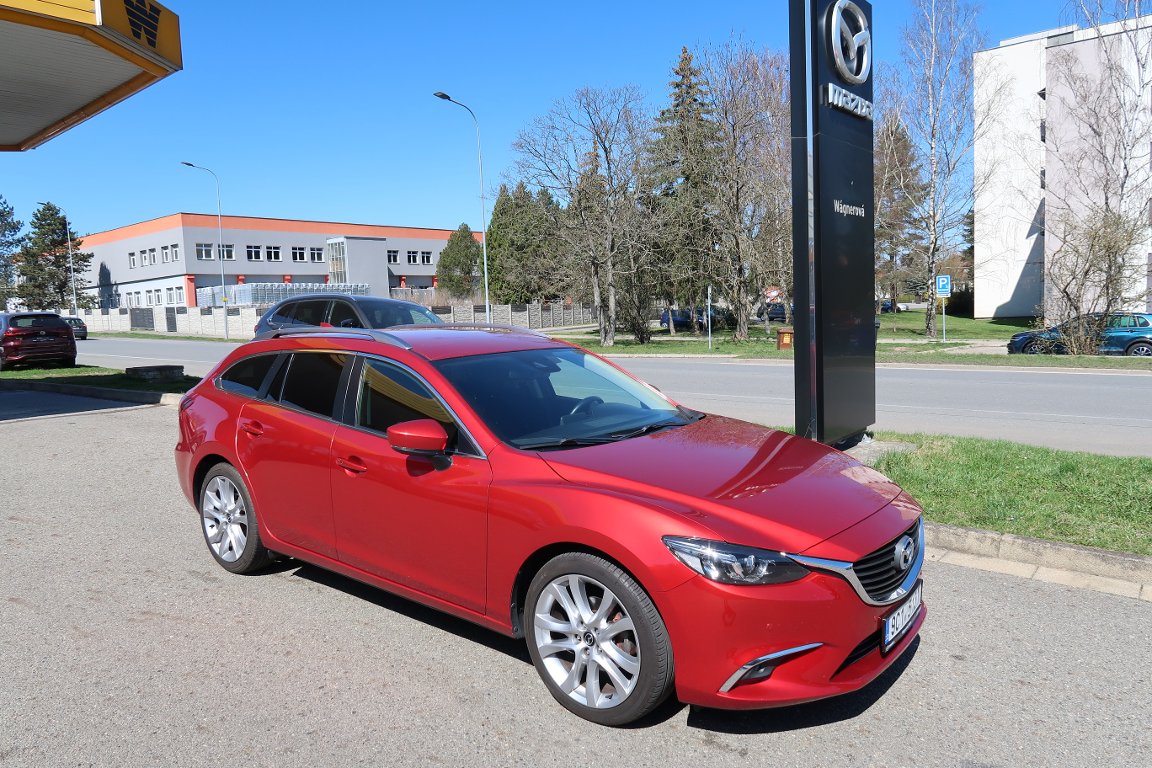 Mazda 6