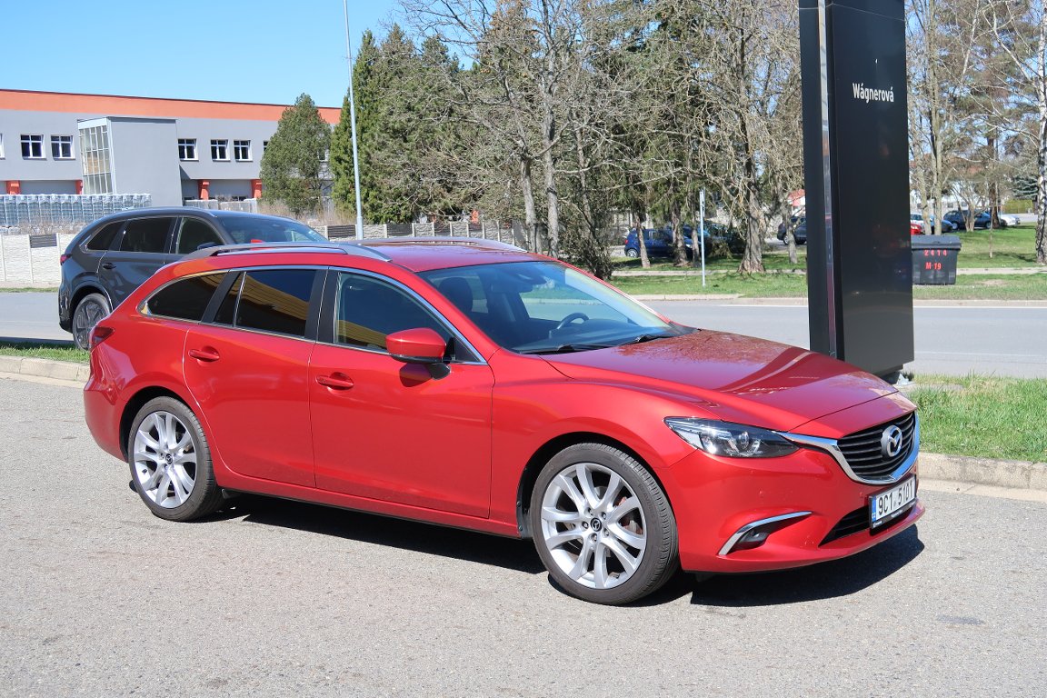 Mazda 6