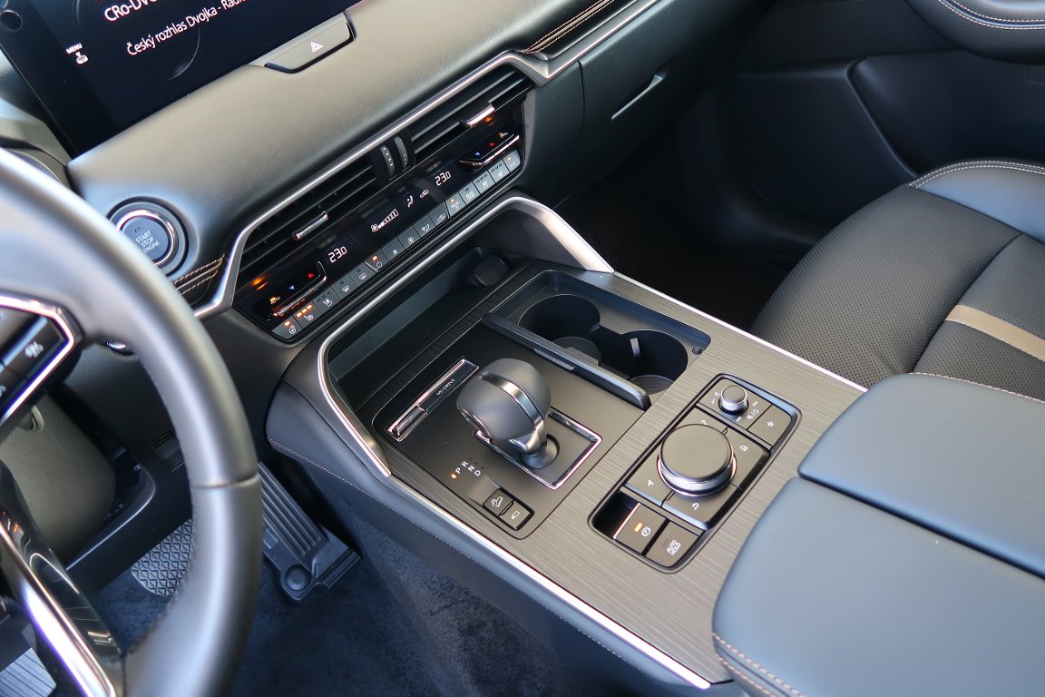 Mazda CX-80