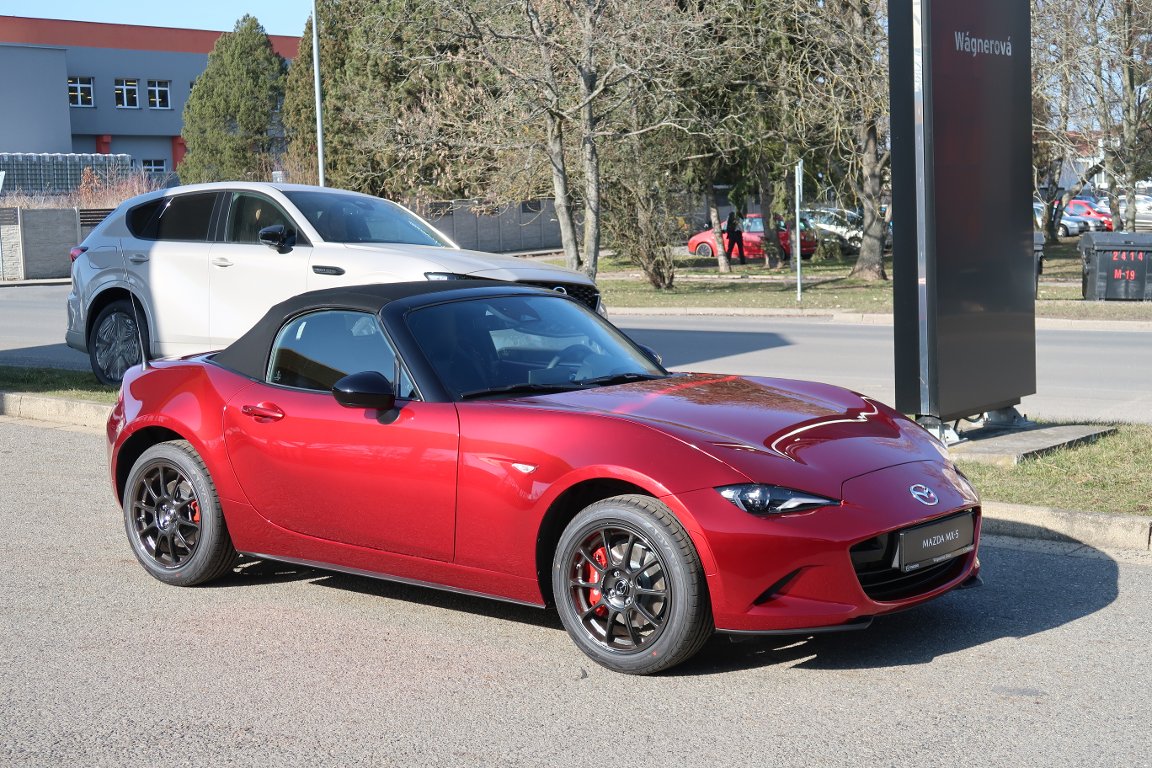 Mazda MX-5