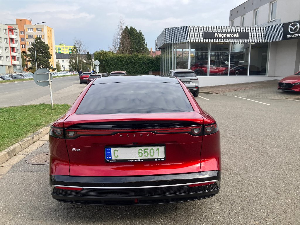 Mazda 6e