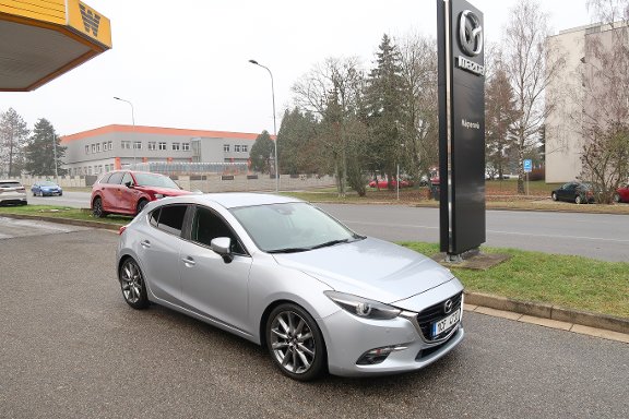 Mazda 3
