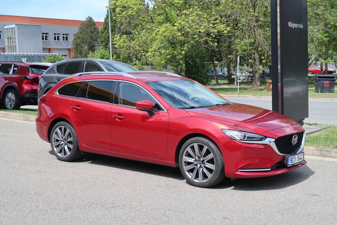 Mazda 6