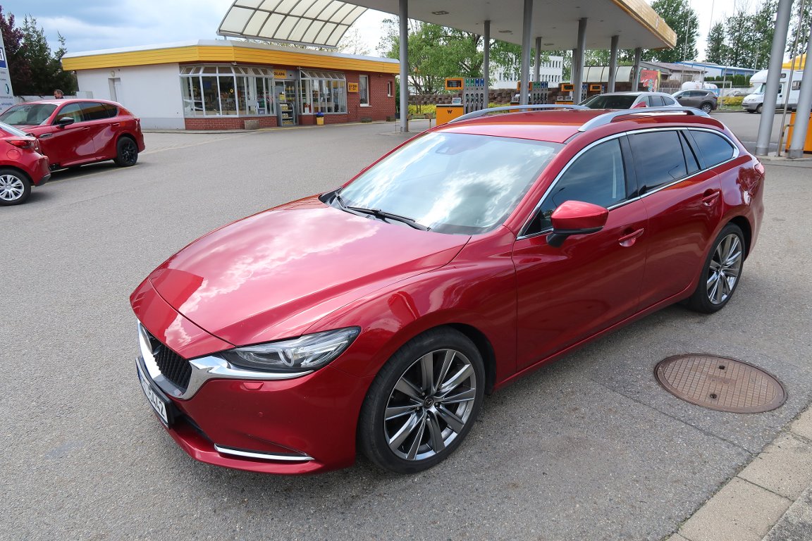 Mazda 6