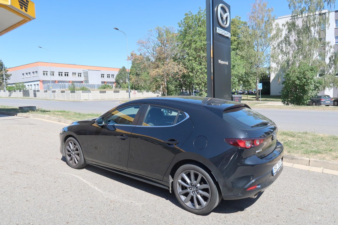 Mazda 3