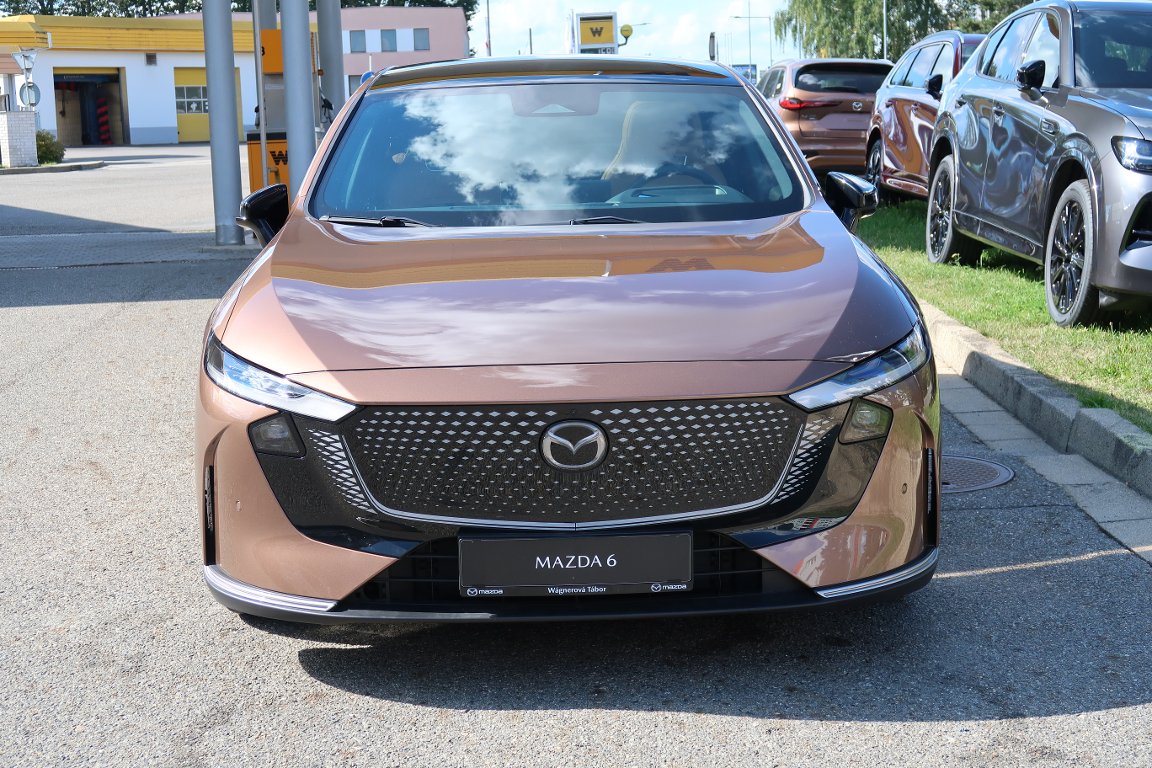 Mazda 6e