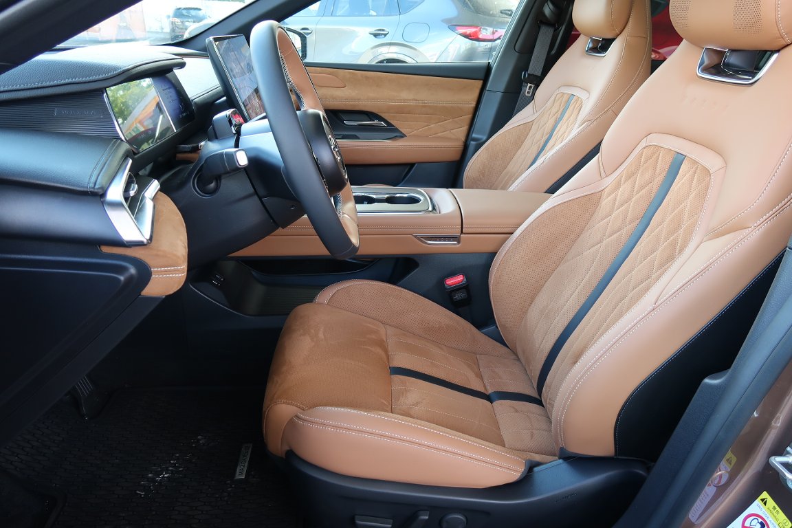 Mazda 6e