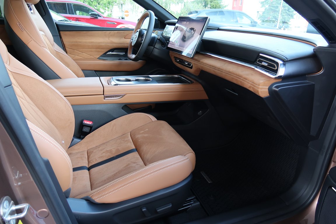 Mazda 6e