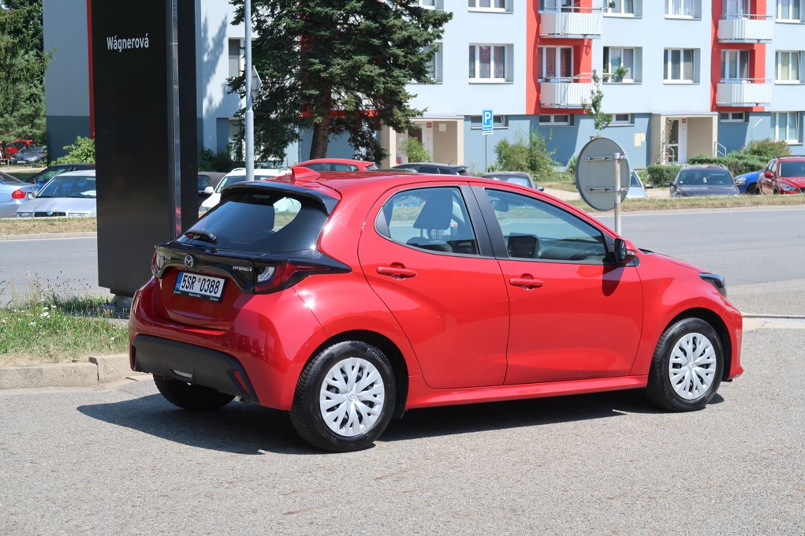 Mazda 2 Hybrid
