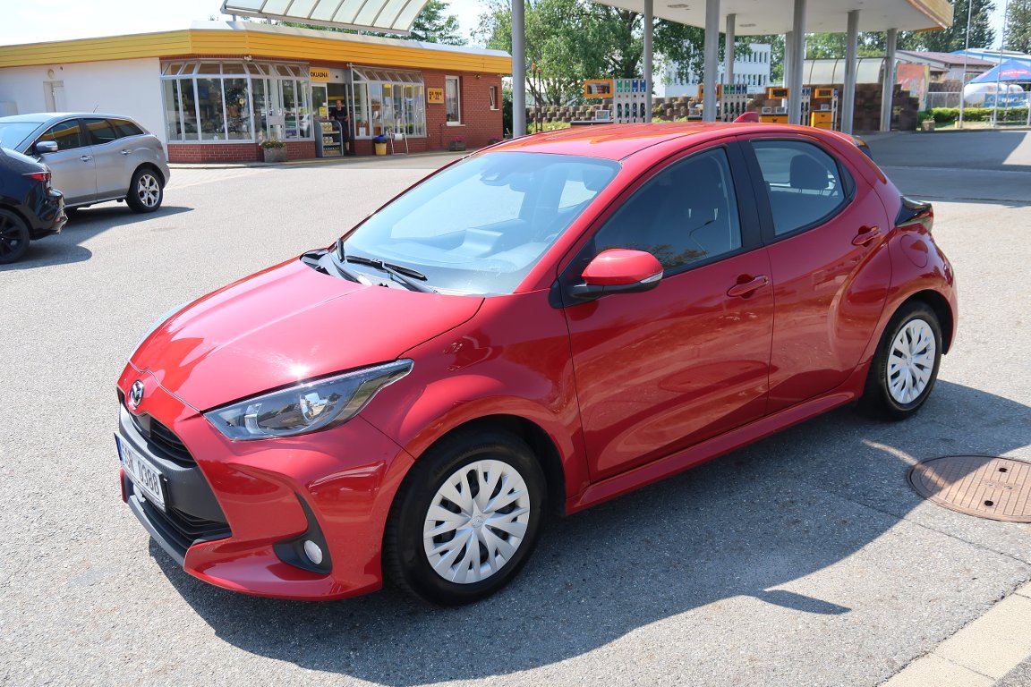 Mazda 2 Hybrid