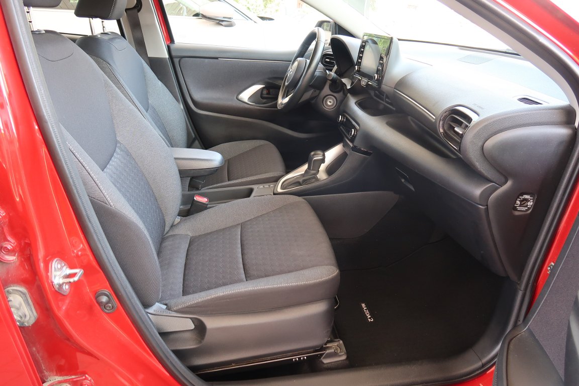 Mazda 2 Hybrid