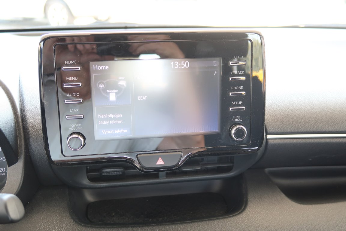 Mazda 2 Hybrid