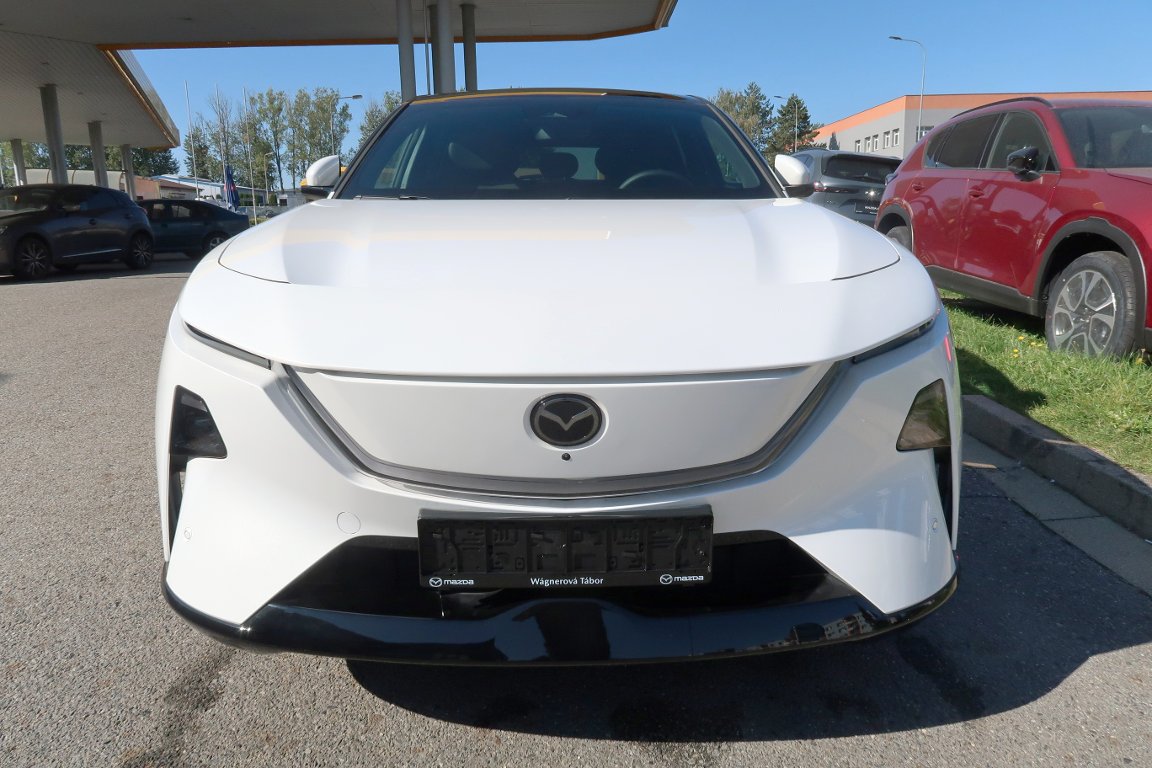 Mazda CX-6e