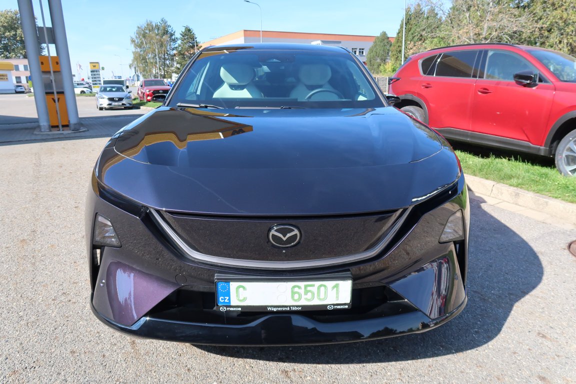 Mazda CX-6e