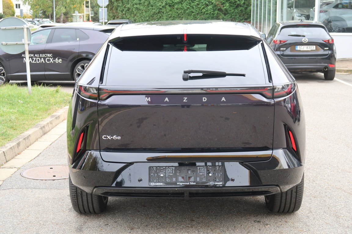Mazda CX-6e