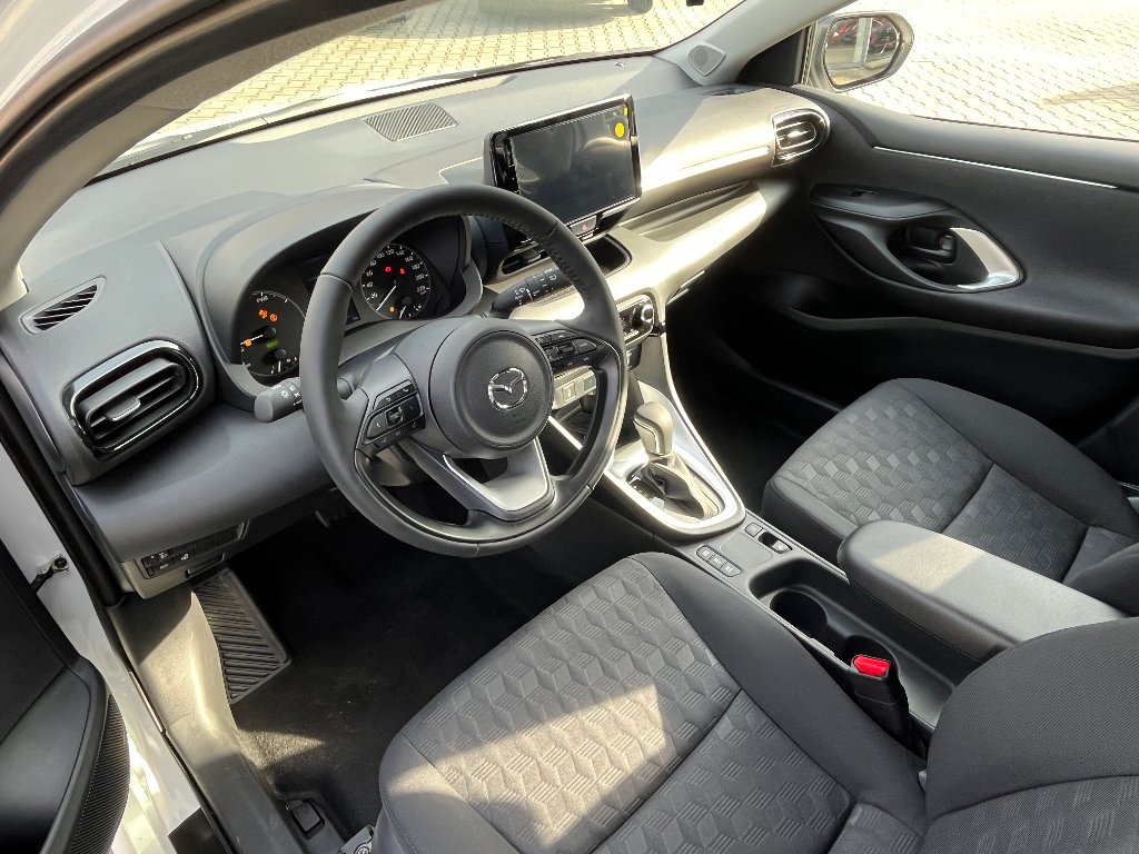Mazda 2 Hybrid