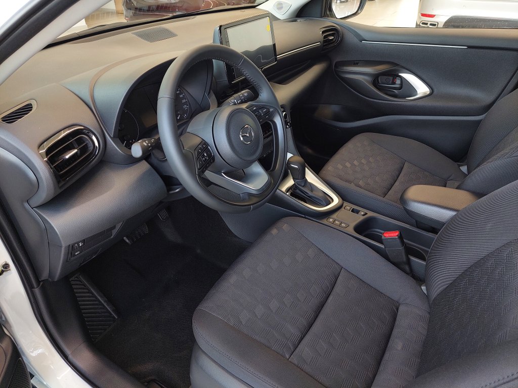 Mazda 2 Hybrid