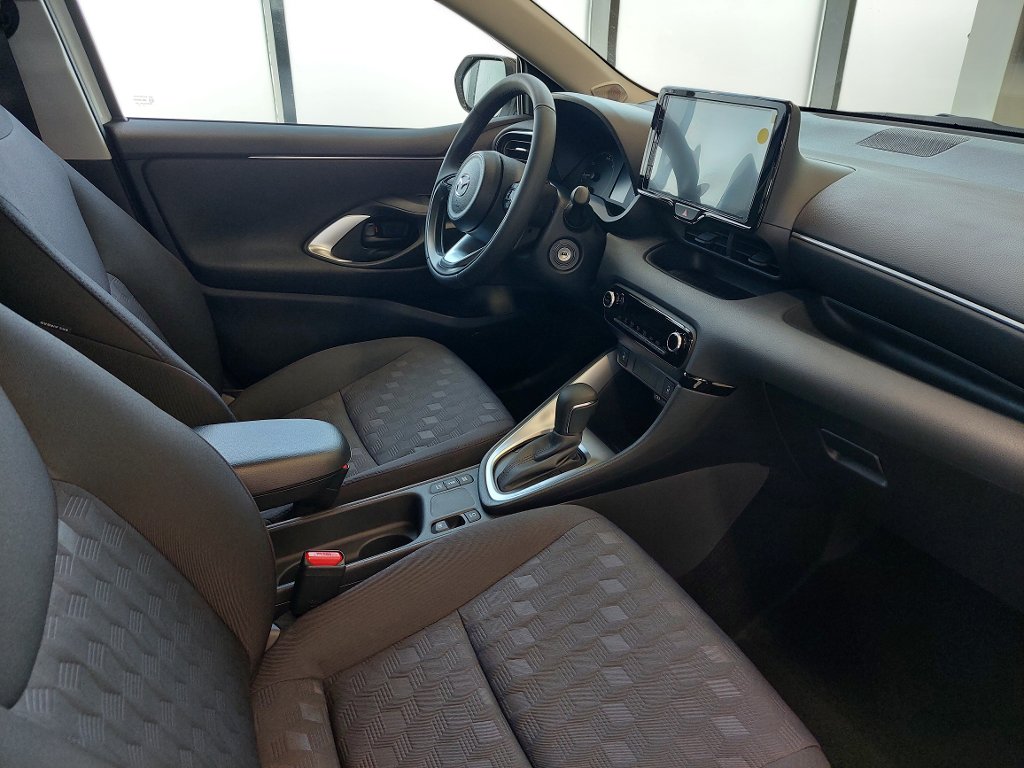 Mazda 2 Hybrid
