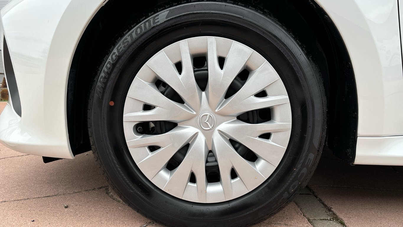 Mazda 2 Hybrid