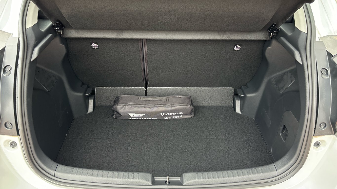 Mazda 2 Hybrid