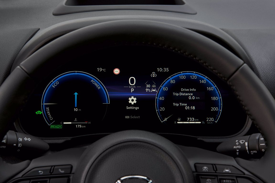 Mazda 2 Hybrid